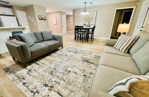 Hammond Apartment | Eastgate 10A beautiful townhouse