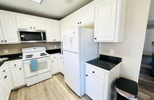 Hammond Apartment | Eastgate 18B beautiful townhouse