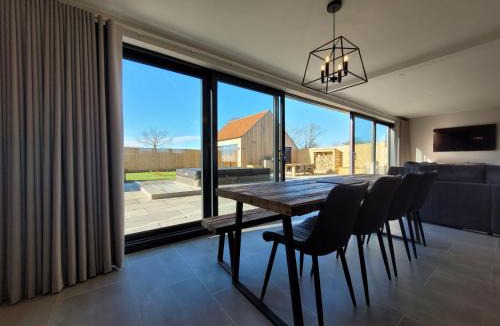 Dunholme House | Eastgate Barn, Ashlin Farm Barns