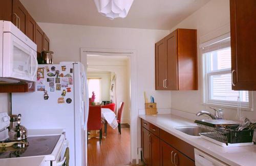 Eastlake House | Eastlake Escape - Cascade