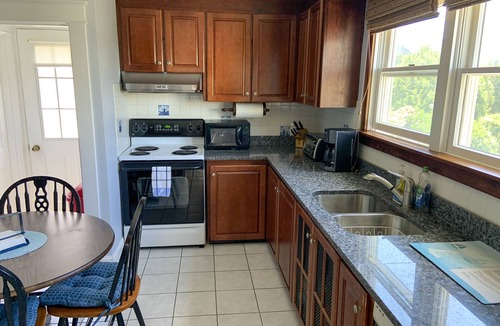 Easton's Point House | Easton's Point walk to beaches!