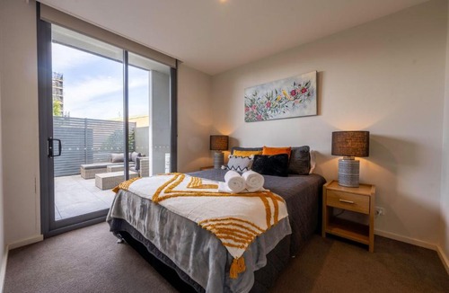 Charlestown Apartment | Eastside apartment