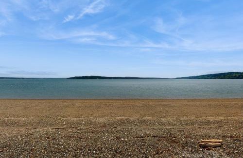 Greenbank House | Eastside Beachside