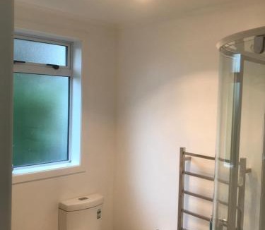 Rotorua House | Eastside House + Separate Contained Sleepout