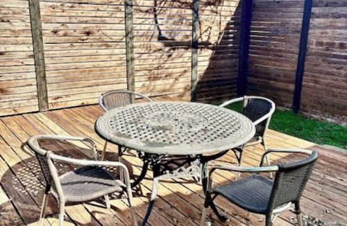 Chestnut House | Eastside Oasis - Near Train & Downtown - Fenced Yard