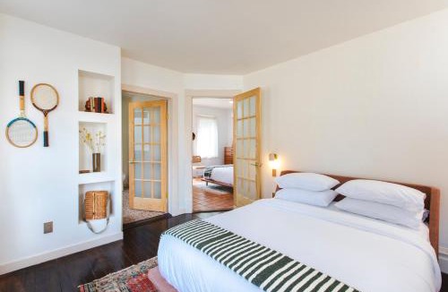 Lake Placid Hotel | Eastwind Hotel Lake Placid