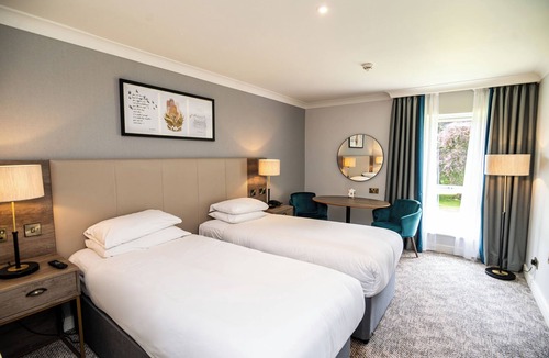 Brinsley Hotel | Eastwood Hall