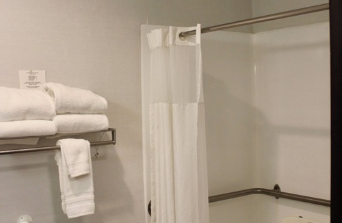 Motley Hotel | Eastwood Inn