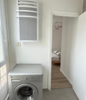 Flandres Apartment | Easy Access to Central Paris - 5 min Metro Line 7, La Vilette Park nearby