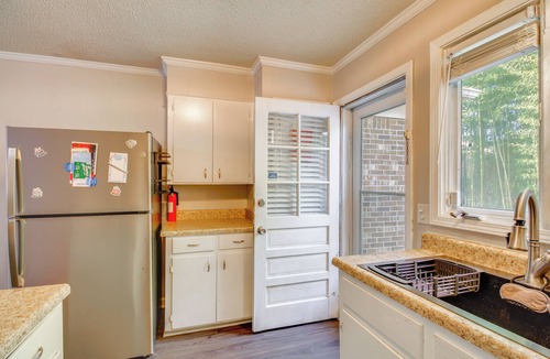 Dentsville Apartment | Easy Access to I-77 & I-20: Columbia Duplex!