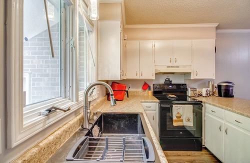Dentsville Apartment | Easy Access to I-77 & I-20: Columbia Duplex!
