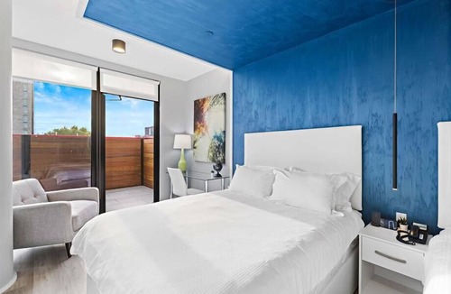 Port Morris Hotel | Easy access to I-87 Studio 2Q Bal BR | Kitchenette