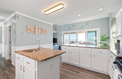 Dauphin Island House | Easy Breezy: Pet-Friendly Beachfront Home with Pool