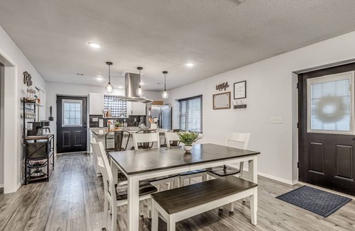 Cookson House | Easy Does It - less than 1 mile from the boat ramp