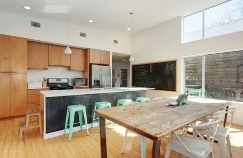 University Hills House | Easy Downtown Access, spacious 2-bedroom with pool