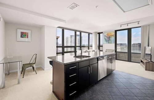 Aurora Highlands Apartment | Easy Downtown DC Access , 2BR w/Terrace + Gym