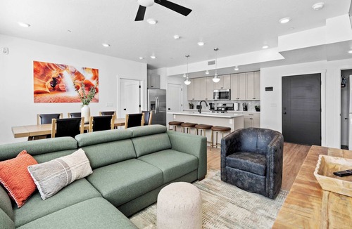 St. George Condo | Easy Escape Stay for 8