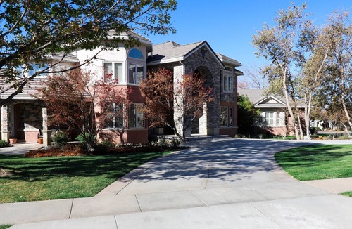 Fruit Heights House | Easy Family fun in & outside!