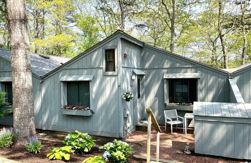Popponesset Cottage | Easy Family Stay Steps from Popponesset