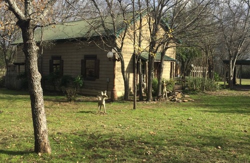 Ross House | Easy living country style Cottonseed House