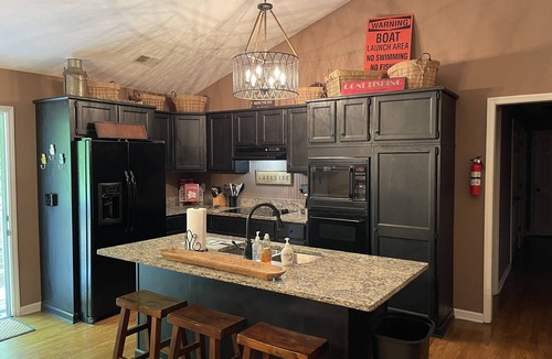 Eatonton Cabin | Easy living on the Lake.