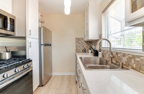 San Pablo House | Easy SF Bay Access: Updated San Pablo Duplex