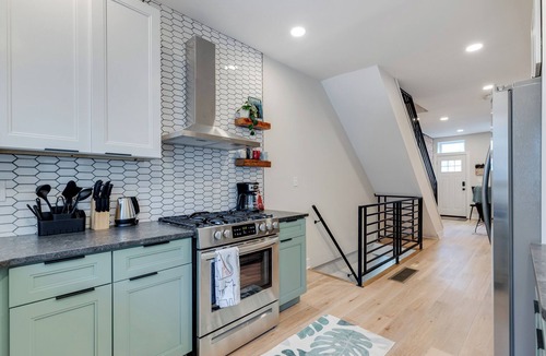 South Philadelphia House | Easy Walk 2 Stadiums- Kid Friendly with Game Room