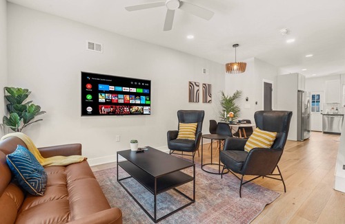 South Philadelphia House | Easy Walk 2 Stadiums- Kid Friendly with Game Room