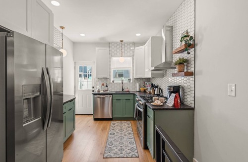 South Philadelphia House | Easy Walk 2 Stadiums- Kid Friendly with Game Room