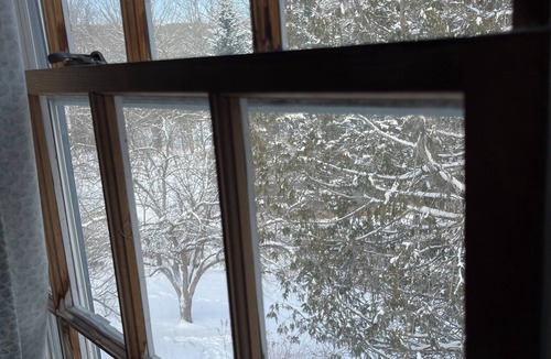 Wilmington Apartment | Easy walk to village and lake