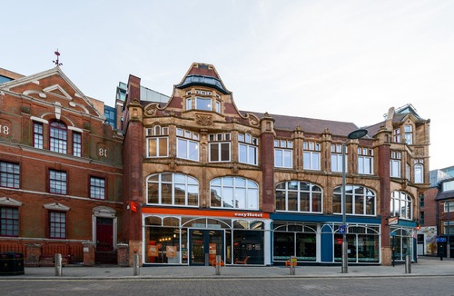 Theatreland Birmingham Hotel | EasyHotel Birmingham City Centre