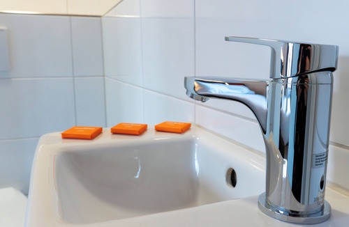 Center Hotel | easyHotel Zurich City Main Station