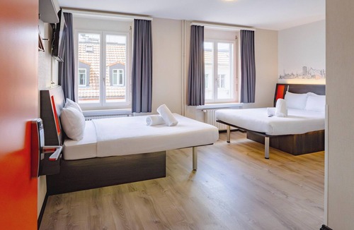 Center Hotel | easyHotel Zurich City Main Station