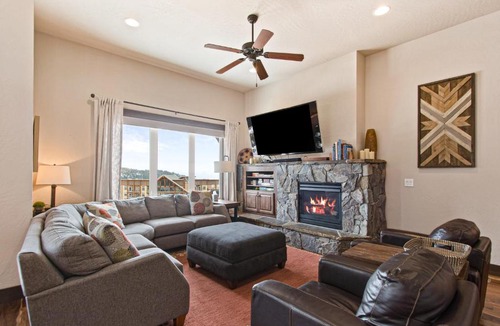 Sandpoint House | Eat Sleep Play