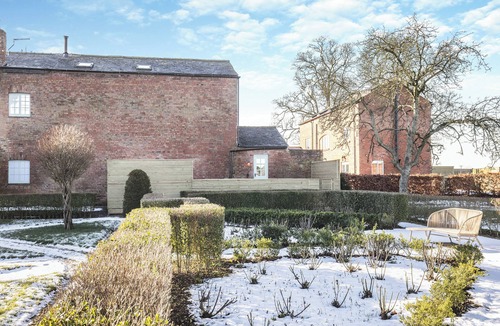 Northwich Cottage | Eaton Barn - UK45499