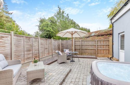 Dunmow House | Ebenezer Chapel