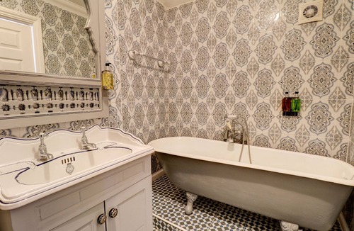 Broadstairs Bed & Breakfast | Ebenezer's Place