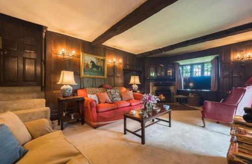 Ebrington House | Ebrington Manor by Birch Stays