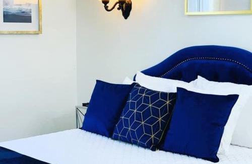 Marble Hill Hotel | EC Reed's Mercantile and Hotel