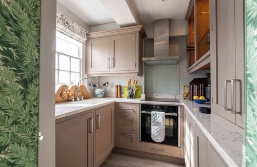 Upper Town Apartment | Eccentric Magnificence