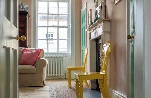 Upper Town Apartment | Eccentric Magnificence