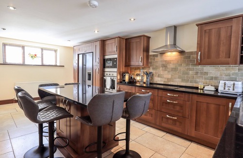 Troutbeck Bridge Cottage | ECCLERIGG GARTH, pet friendly, with open fire in Ambleside