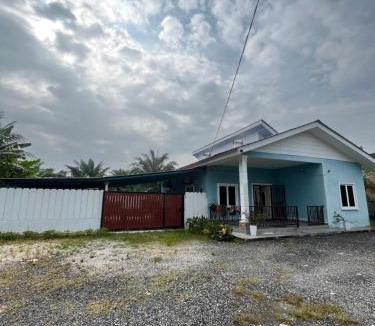Jeram House | Echah's Homestay-mslim only