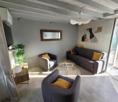 Vert-le-Grand Villa | Echappée verte et jacuzzi proche de Paris