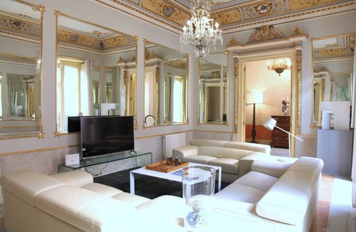 Barrio del Carmen House | Echeveste Mansion