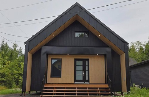 Pont-Rouge Ski Chalet | Echo des Bois - Cozy Getaway - Spa and Relaxation