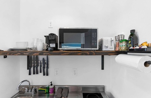 Columbia City Apartment | Echo Loft: A Modern Escape