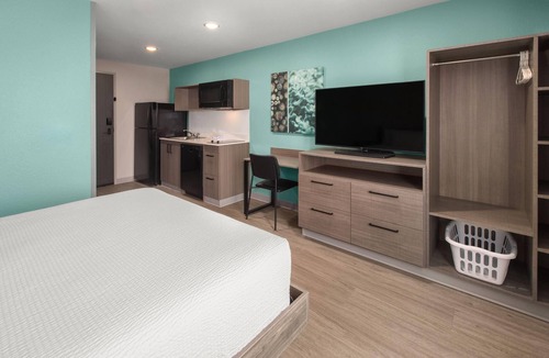 Fort Worth Hotel | Echo Suites Extended Stay by Wyndham Fort Worth Alliance