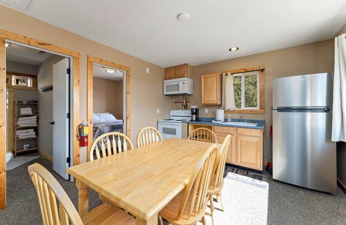 Chelan Cabin | Echo Valley Resort & Cabins