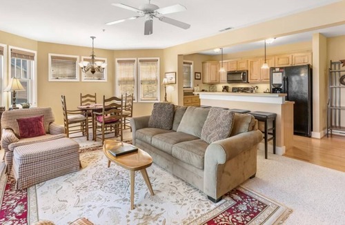 Foscoe Condo | Echota Wintergreens R1622- Mountain Condo, Gated Resort, Indoor/Outdoor Pools and Hot Tub, Fitnes...